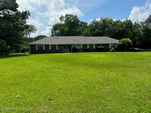 1195 N Old Canton Rd, Canton, MS 39046