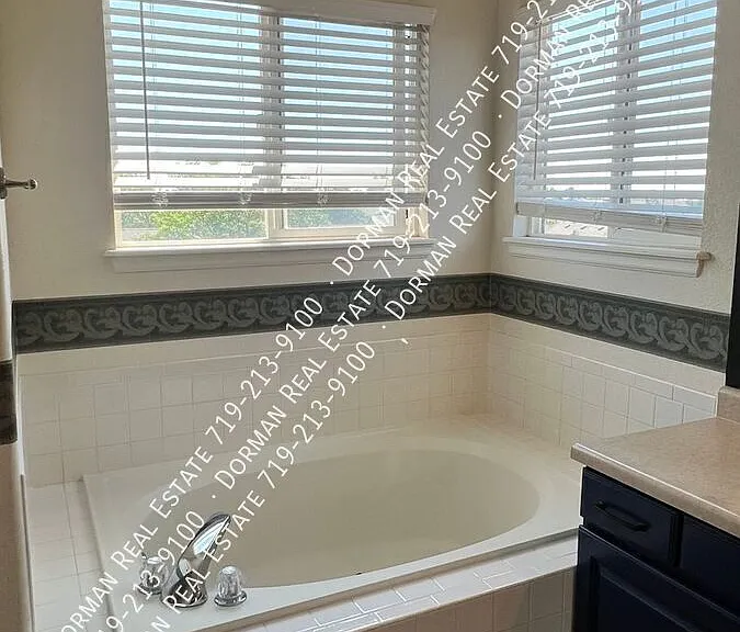 6931 Hillock Dr — Photo 15