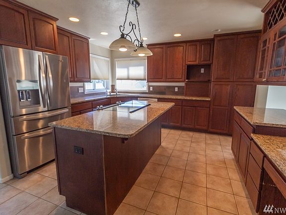 4th image of 395 Viewmont Dr SE