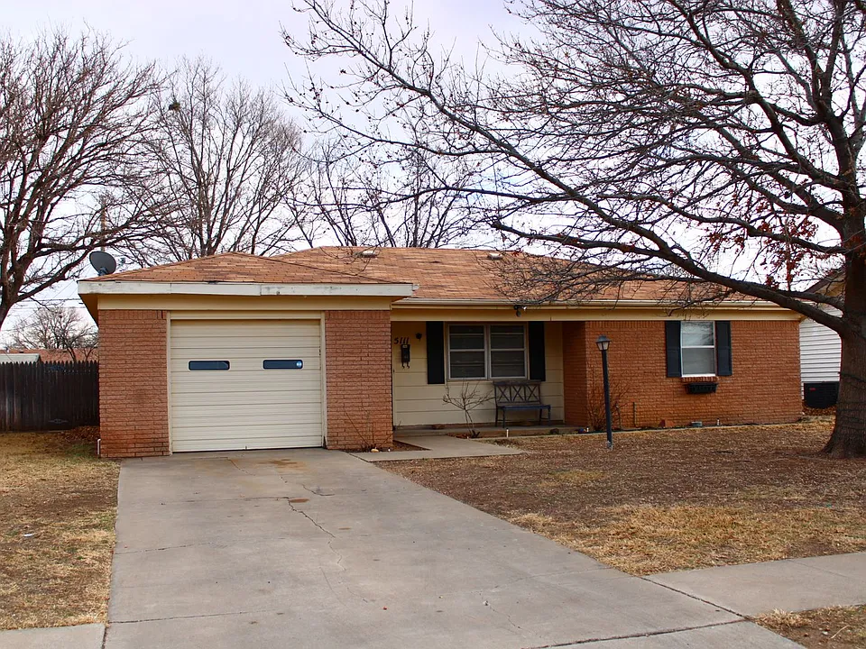 5111 Leland Dr
