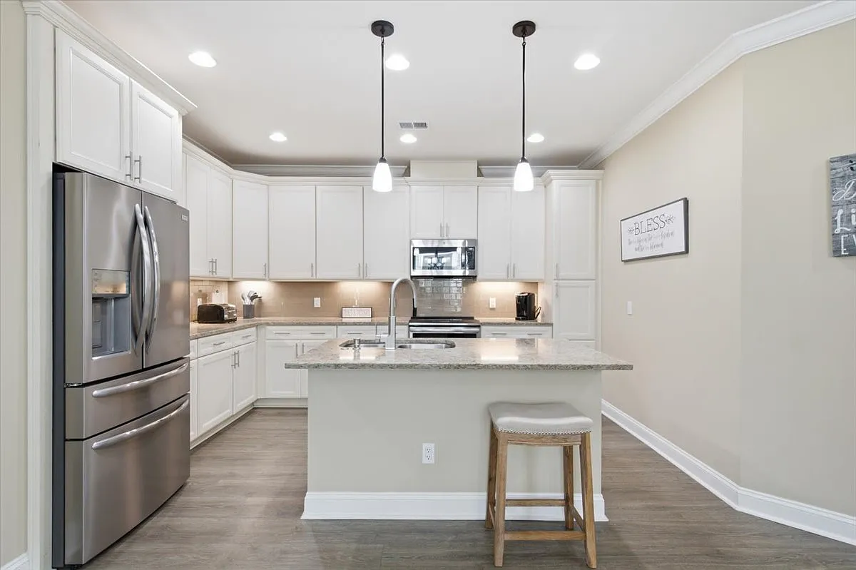 432 Summertime Pl — Photo 4