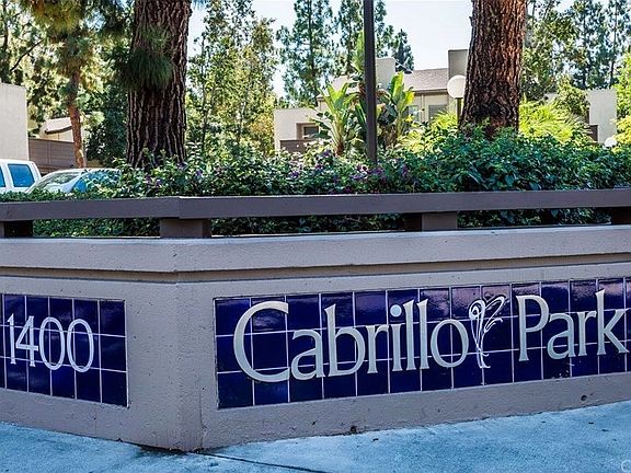 3rd image of 1480 Cabrillo Park Dr APT A