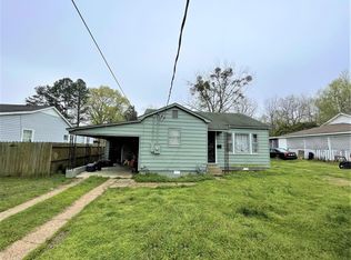 907 W Gibson St, Ozark, AR 72949