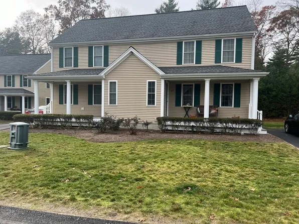 17 Anacki Ln Unit 17, Bridgewater, MA 02324