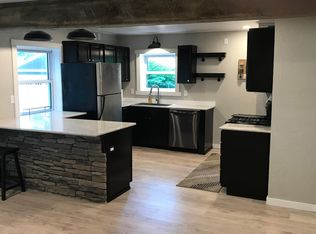 8650 Acorn St SE, Alto, MI 49302