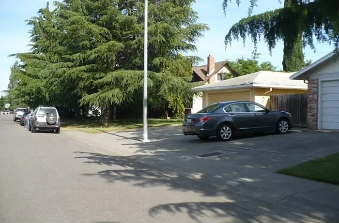 2506 Denison Dr — Photo 9