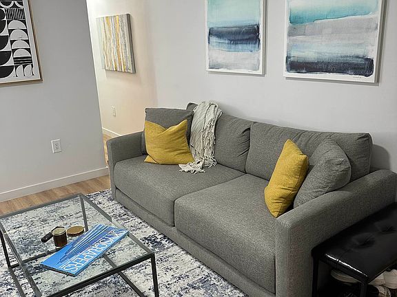 4th image of 446 W 55th St #1W