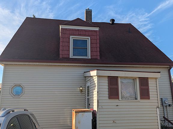 5th image of 616 3rd Ave N