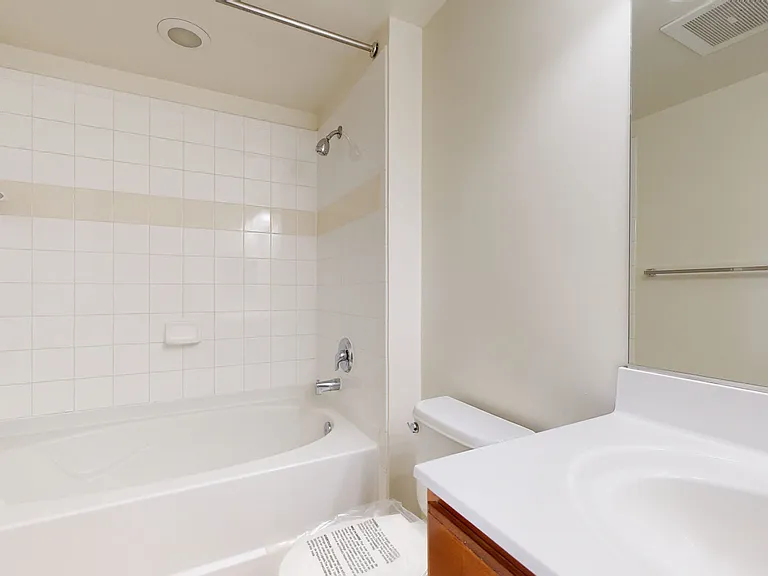 1301 Thomas Circle — Photo 72