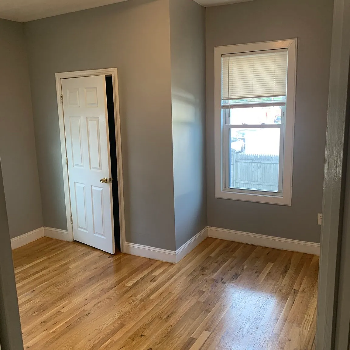 2 bed, 1.0 bath, 839 sqft, $2,800 — Photo 2
