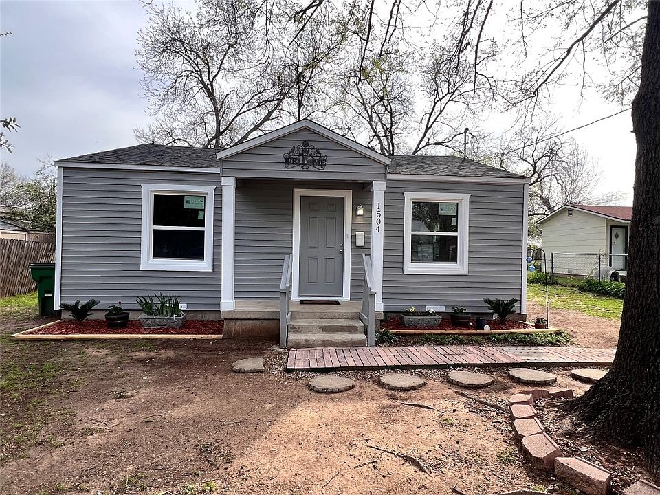 1st image of 1504 Woods Ln