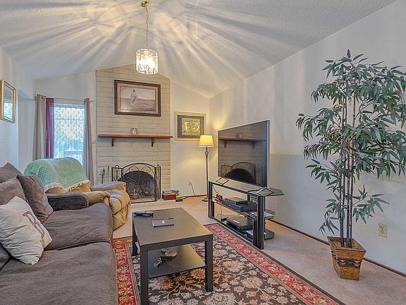 4th image of 4410 Tallyho Dr