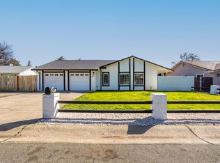 3413 Lagoon Dr, Redding, CA 96001