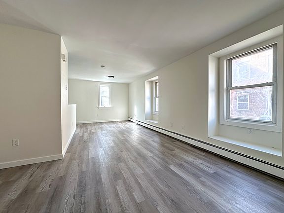 2nd image of 13 E Parmenter St #1