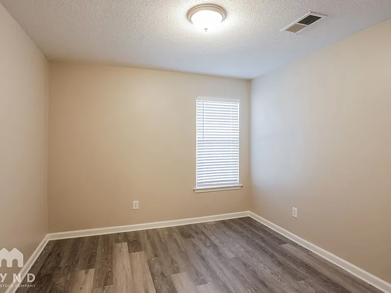 1142 Cross Valley Cv — Photo 13