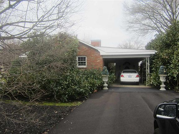 4th image of 1712 Magnolia Dr