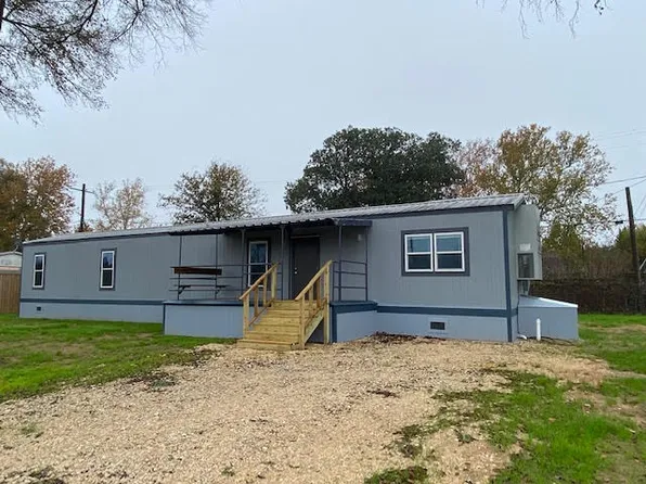 1620 S Back St, Columbus, TX 78934