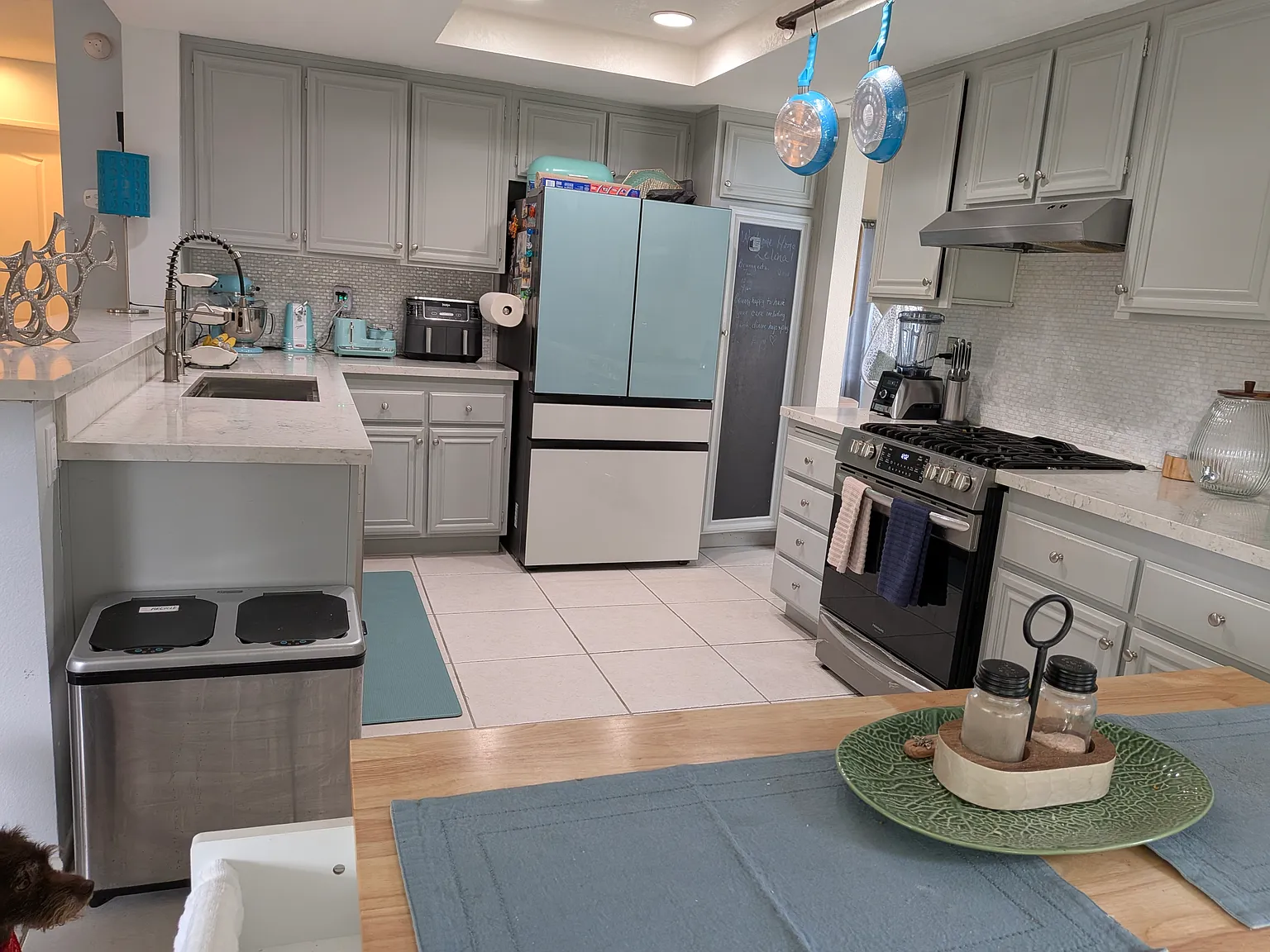 2 bed, 1965 sqft, $2,000 — Photo 4