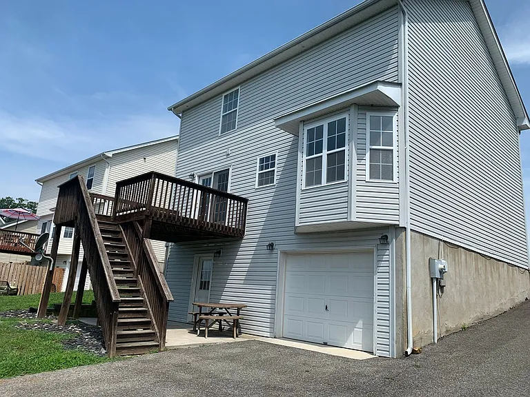 1111 New Village Dr NW — Photo 3