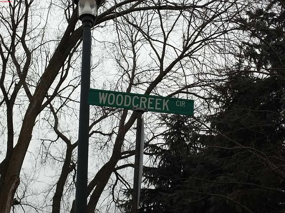 5th image of 728 Woodcreek Cir