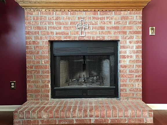 5th image of 1051 Independence Dr