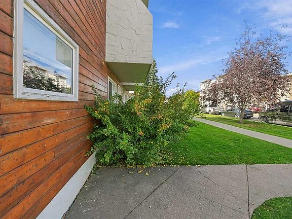 3rd image of 1905 S 11th Ave SW #6