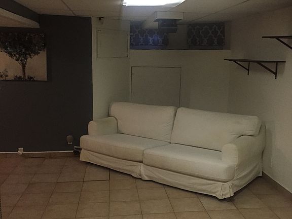 4th image of 6563 Admiral Ave