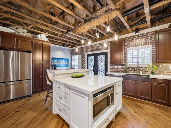 915 Knox St Unit D, Houston, TX 77007