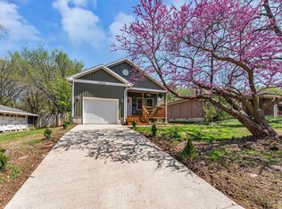 2104 N Marion Ave, Springfield, MO 65803