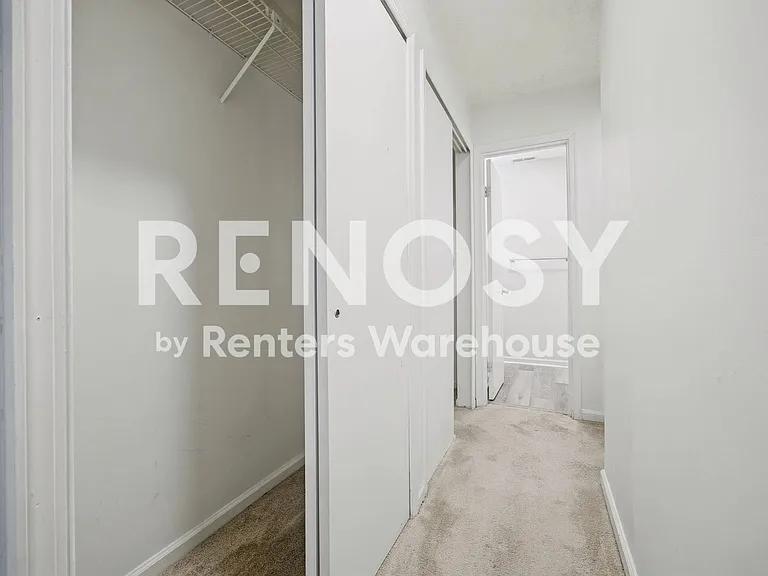 5310 Lake Victoria Arch — Photo 10