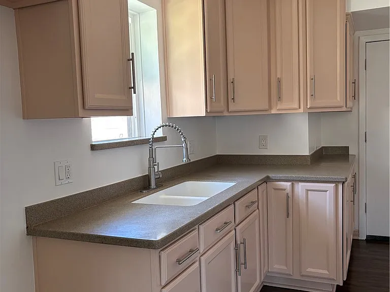 1543 McComas St — Photo 5