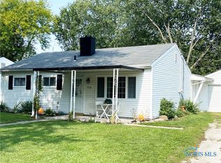 716 Glenwood Ave, Fostoria, OH 44830