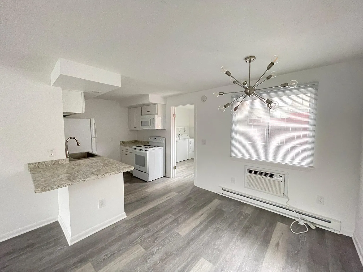 2 bed, 1.5 bath, 1164 sqft, $1,790 — Photo 4