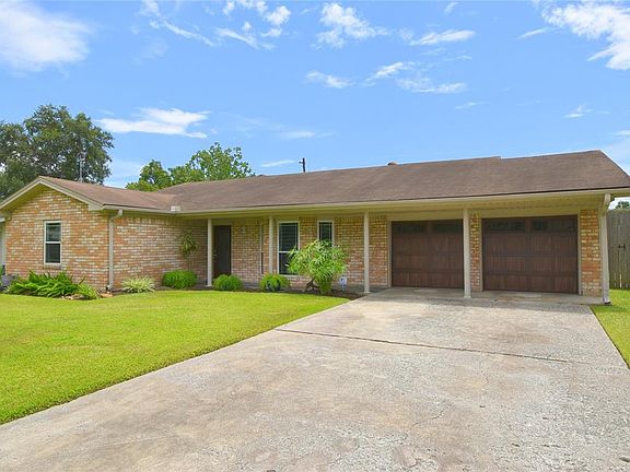 2nd image of 9527 Fairdale Ln
