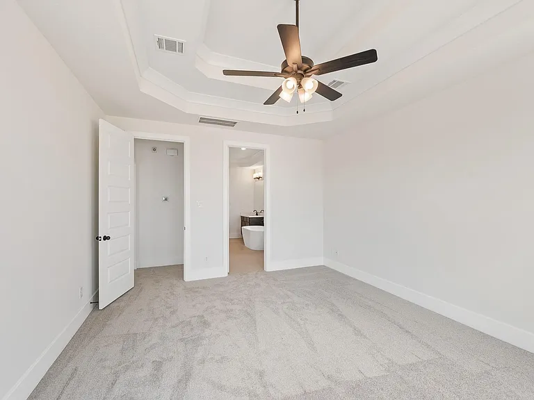 21127 Coral View Dr — Photo 26