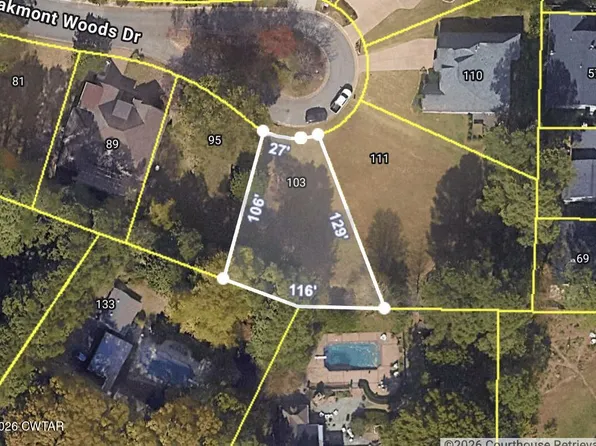 103 Oakmont Woods Dr, Jackson, TN 38305
