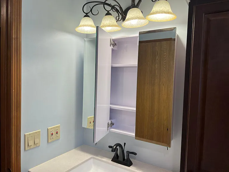 93 2nd St #4 — Photo 5