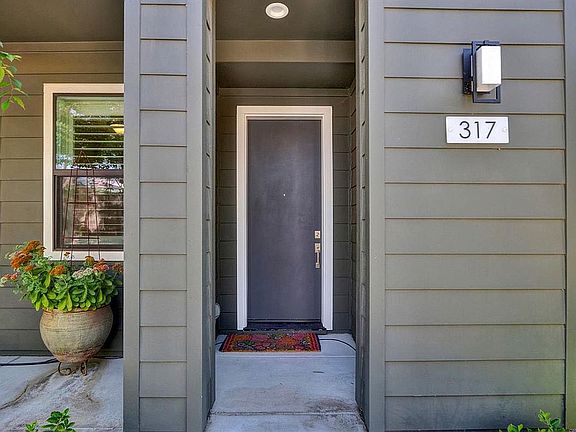 5th image of 317 10th St