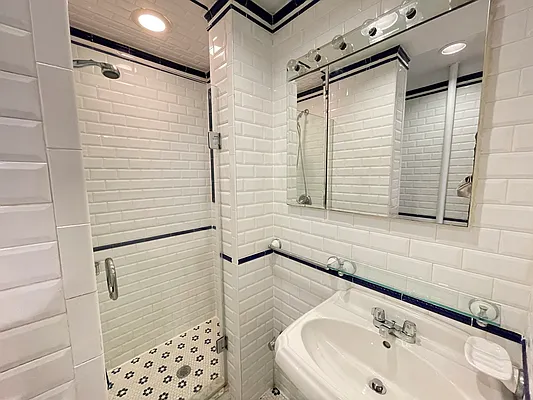 Rented by Corcoran | media 16