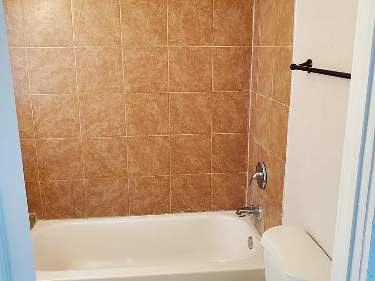 1500 Hillside Dr #1 — Photo 7