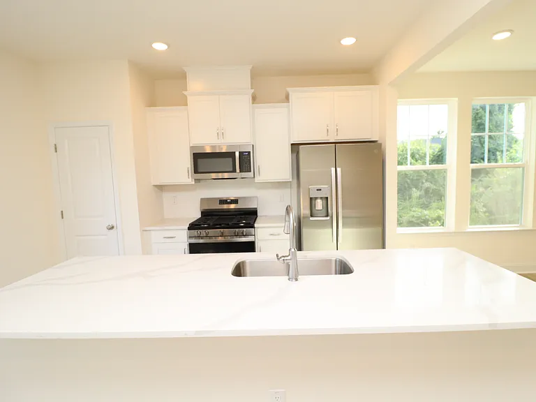 961 Kensley Grove Ln — Photo 9