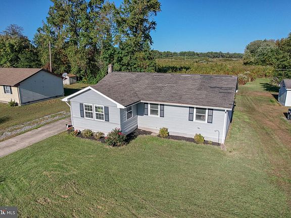 3rd image of 82 Tammie Dr
