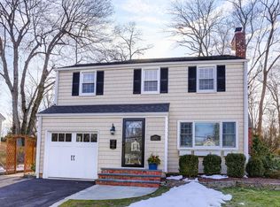 132 Center Ave, Chatham, NJ 07928