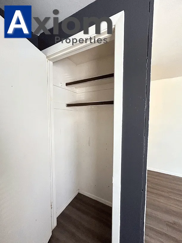 2 bed, 700 sqft, $1,100 — Photo 4