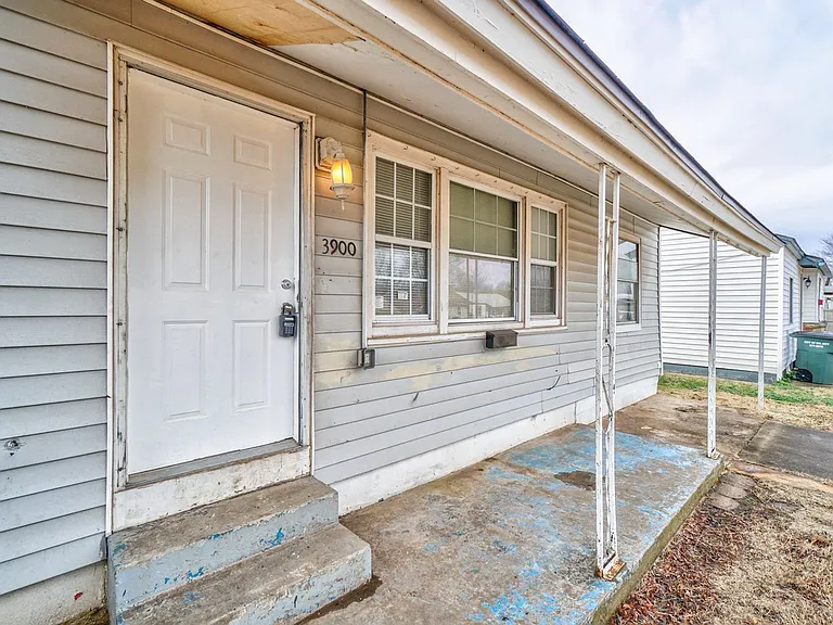 3900 Mallard Dr — Photo 5
