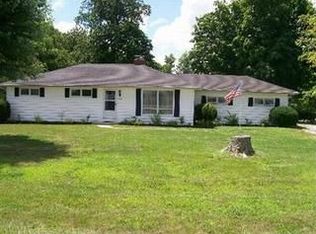 241 Woodland Dr, Hillsboro, OH 45133