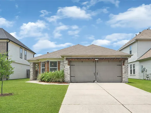 9825 Hyacinth Way, Conroe, TX 77385