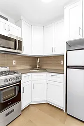 Rented by RELO REDAC INC.