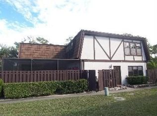 119 Weybridge Cir APT D, Royal Palm Beach, FL 33411