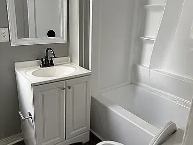 1 bed, $900 — Photo 2